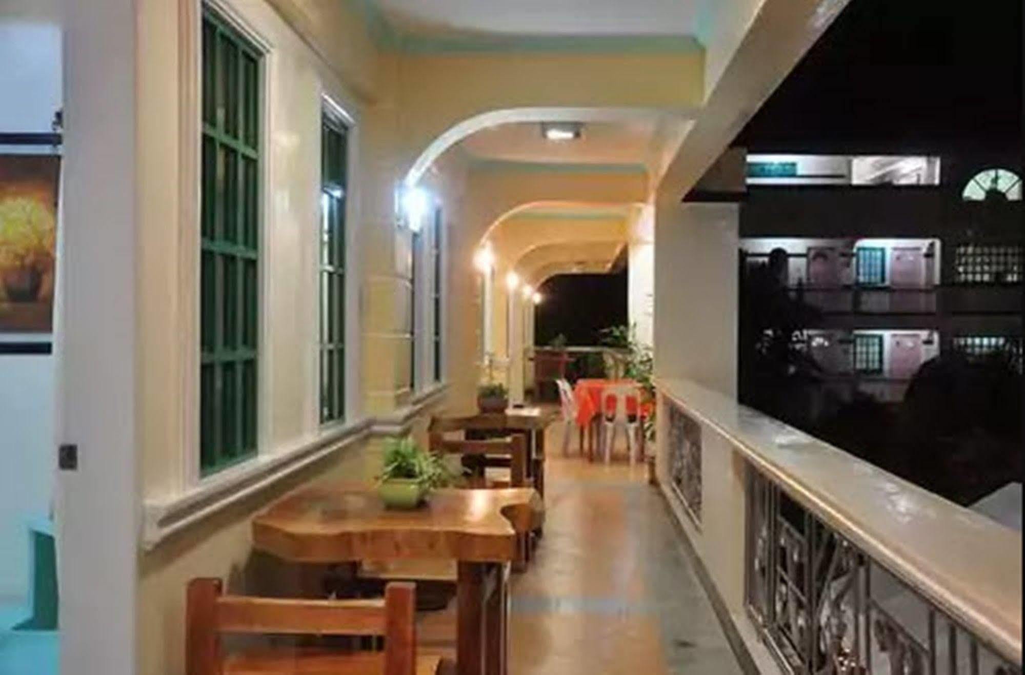 Apartelle De Francesca Puerto Galera Ngoại thất bức ảnh