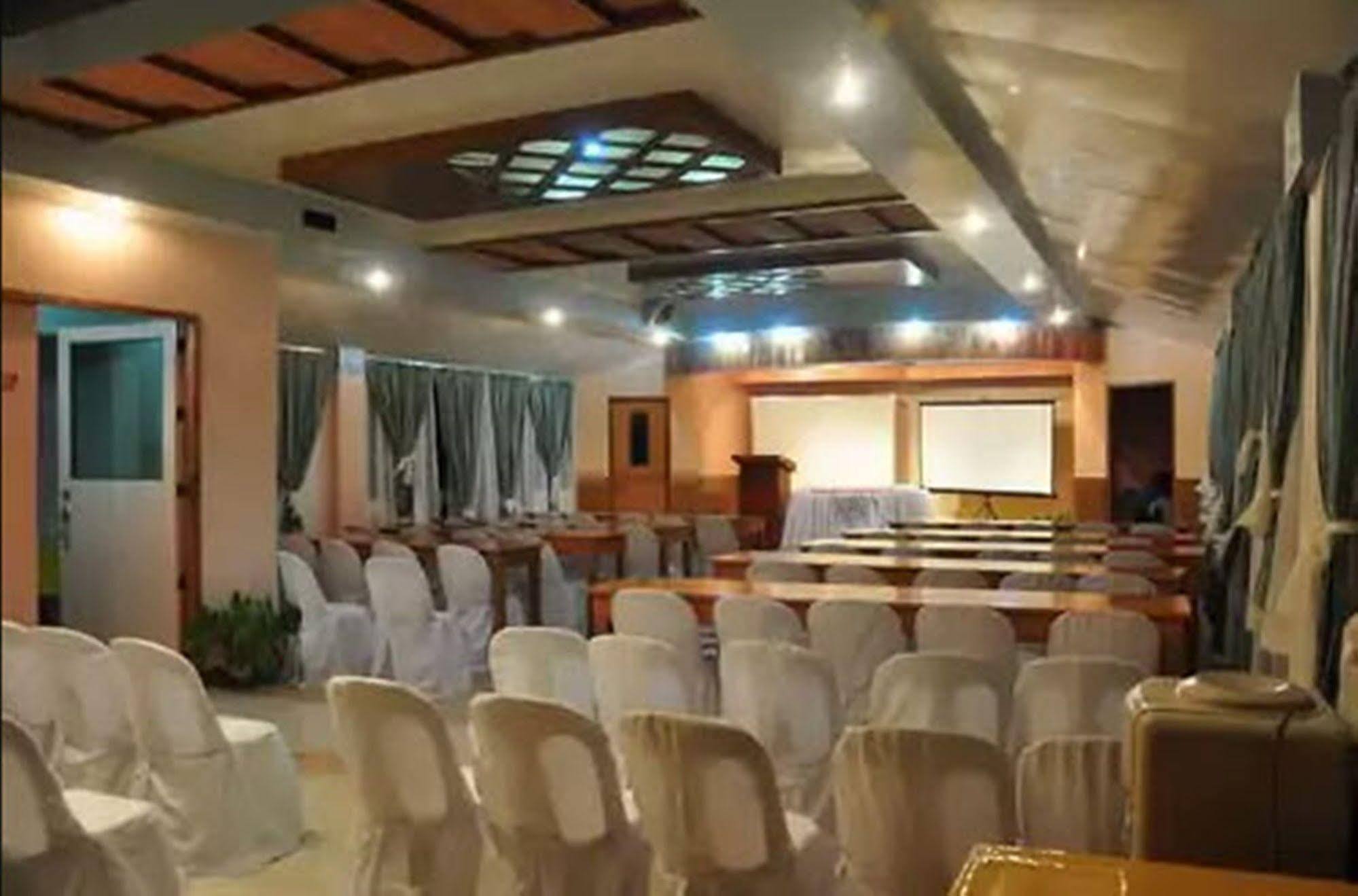 Apartelle De Francesca Puerto Galera Ngoại thất bức ảnh